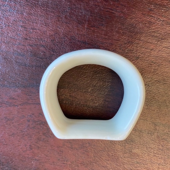 SOLD - GORHAM Porcelain Napkin Ring - Picture 4 of 5